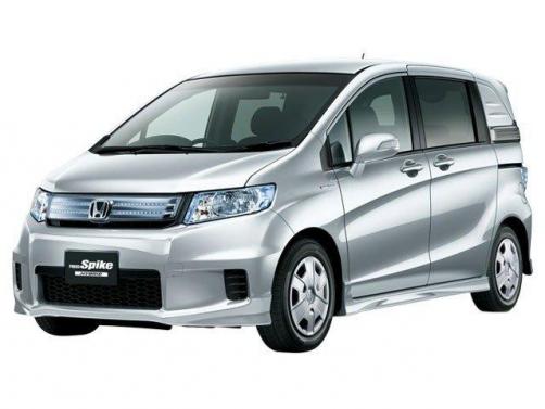 Honda Freed Spike с аукциона Японии