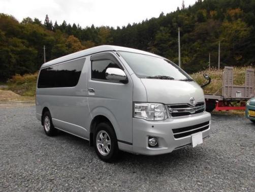 Toyota Hiace с аукциона Японии