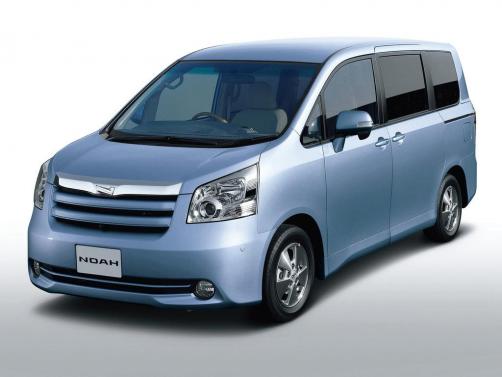 Toyota Noah с аукциона Японии