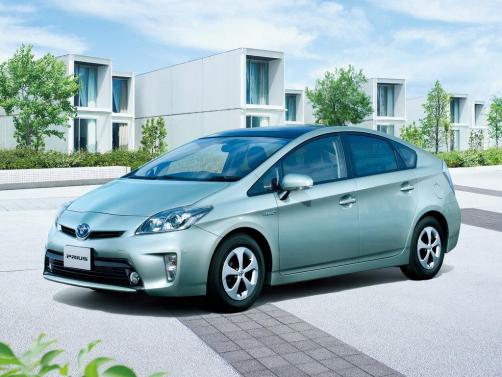 Toyota Prius с аукциона Японии