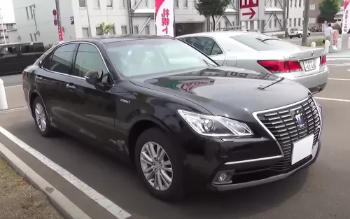 TOYOTA CROWN 2014, Гибрид, RoyalSaloon, G Four. Обзор экстерьера и интерьера.