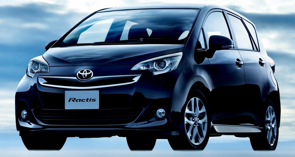 Toyota Ractis рестайлинг 2014 год